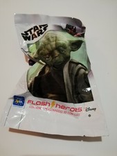 STAR WARS YODA ACTION FIGURE