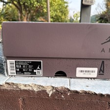 Jordan 4 AMA Maniere Violet