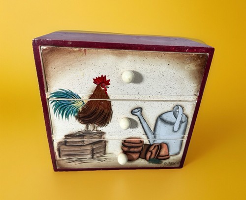 Cassettiera gallo legno