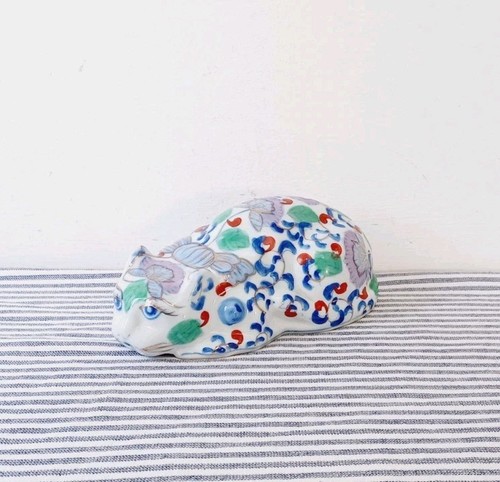Vintage imari porcelain cat - porcelain,