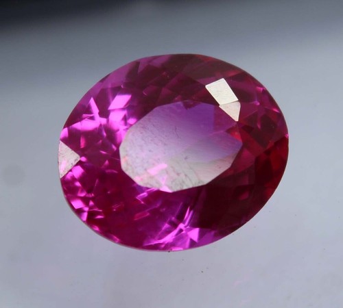 Pietra preziosa sfusa - , a