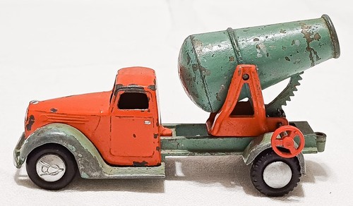 Tekno autocarro con betoniera - con,