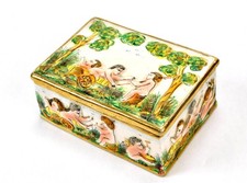 Scatola con coperchio