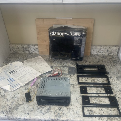 Clarion modello 6540 - , in