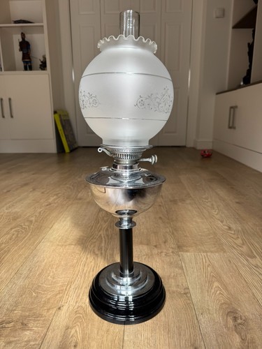 Antique veritas art deco - antique,