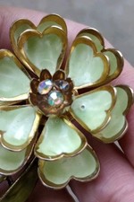 Spilla Delicata Minimalista