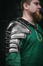 Pauldrons singoli medievali