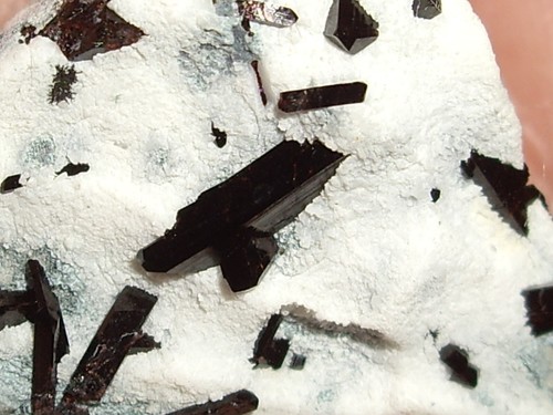 Super rare neptunite crystals - neptunite,