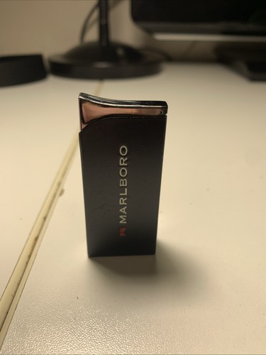 Accendino marlboro nero - marlboro,