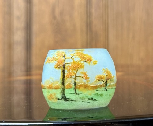 Daum nancy vase - nancy,
