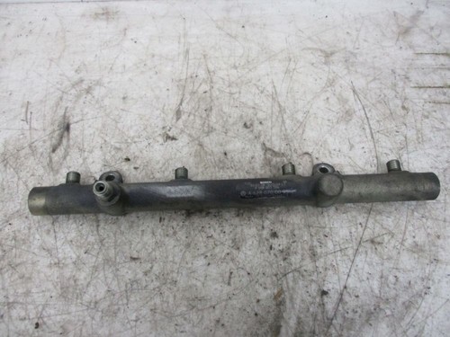 Collettore carburante destra - collettore,
