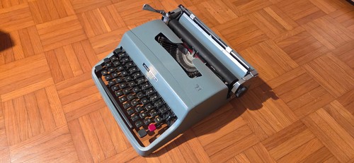Macchina scrivere olivetti - scrivere,