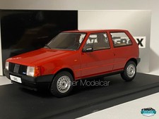 WHITEBOX 1/24 FIAT UNO 45