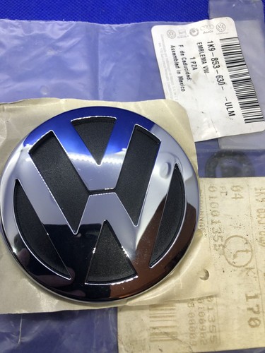 Logo stemma volkswagen - volkswagen, cofano