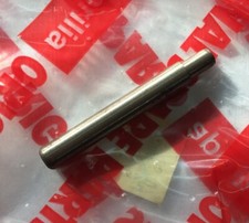 8502823 Perno Guida Forchetta