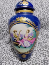 vaso ceramica Limonges dipinto a mano, blu e oro zecchino con soggetto romantico