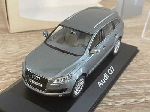 Schuco audi q7 - 1:43,