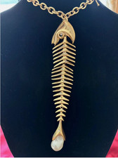 Collana in osso di pesce