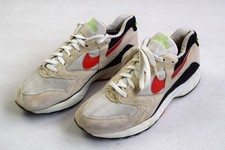 Nike Air Icarus 90s sneaker