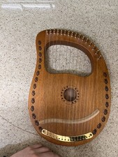 Pretty Lyre 16 string harp