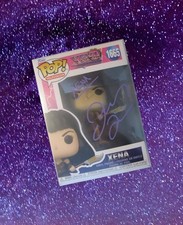 Lucy Lawless autografata a