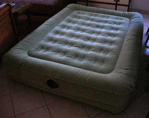 Matelas gonflable aerobed - matelas,