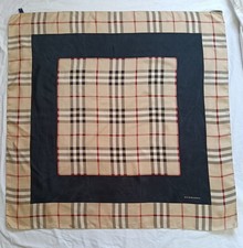 Foulard burberry soie - burberry,