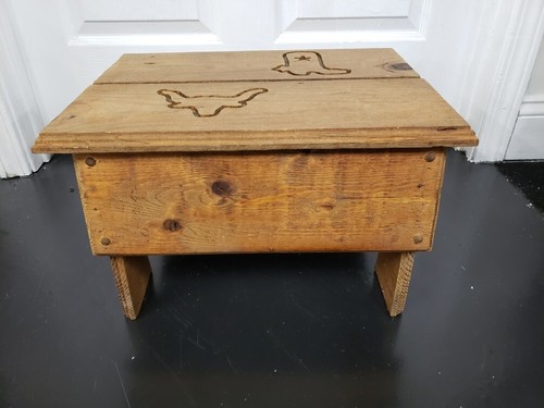 Sgabello piede passo legno - in,
