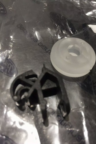 Clip supporto cofano - , e