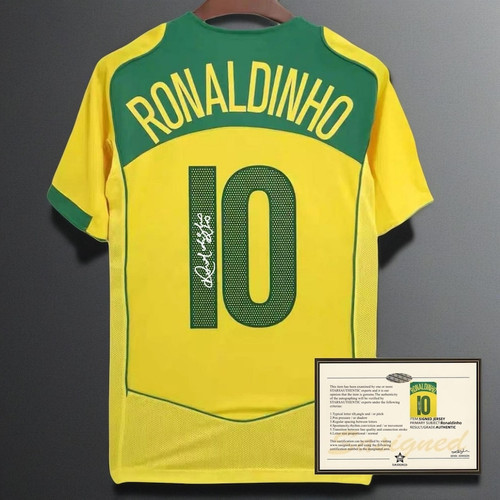Ronaldinho signed brazil 2004 - ronaldinho,