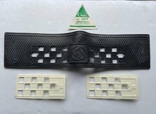 Mascherina invernale copri radiatore in gomma nera per Innocenti Mini de Tomaso.