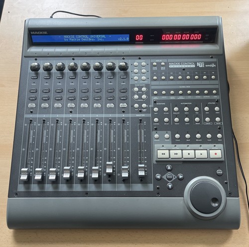 Mackie control universal - mackie,