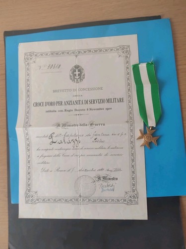 Croce oro per anzianità di - croce,