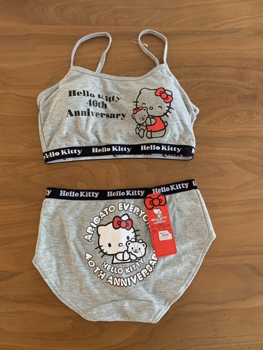 New with tags hello kitty - hello, 40th