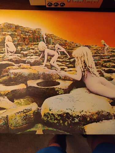 Led zeppelin houses the - zeppelin,