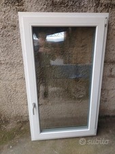 Finestra in PVC Nuova 