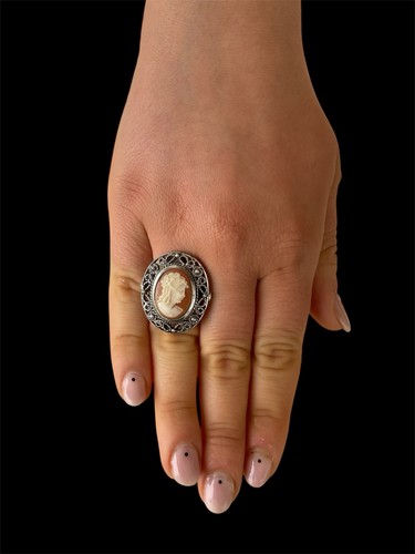 Anello con cammeo - con,