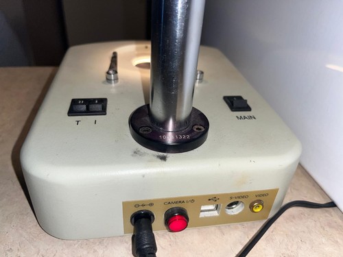 Microscopio zoom stereo