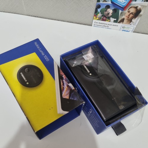 Nokia lumia 1020 - lumia, please