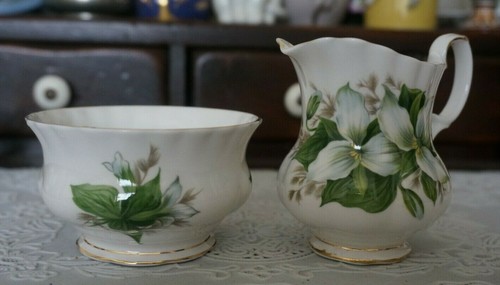 Vintage royal albert - royal,