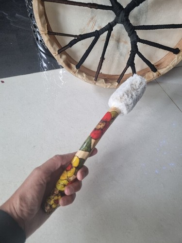 Sciamano folk drumbeater - sciamano,