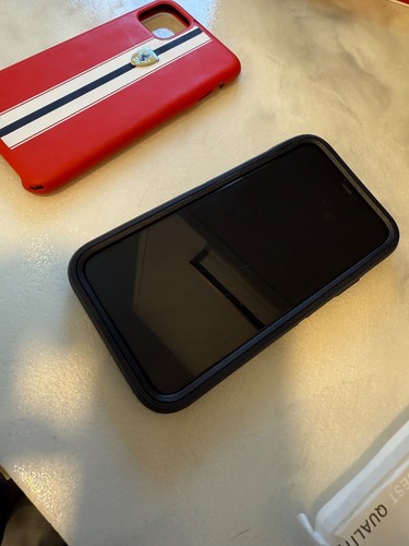 Apple iphone pro - apple, 11