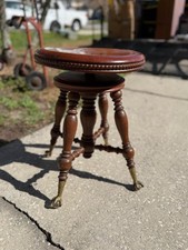 Sgabello pianoforte vintage