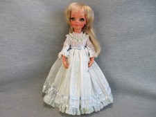 Bambola vintage alla moda