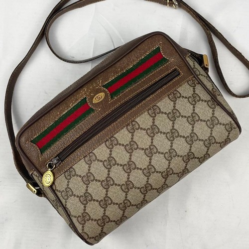 Eccellente vecchia borsa - , a