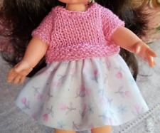 Gonna a fiori e maglia in