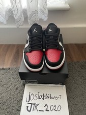 Air Jordan 1 punta bassa nera rossa taglia UK 9,5/US 10,5 nuova di zecca