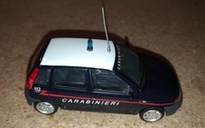 Modellino Fiat Punto 60S v 1993 Carabinieri,scala 1:43