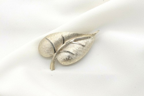 Spilla firmata bsk - spilla,