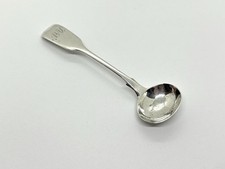 Antico cucchiaio da condimento